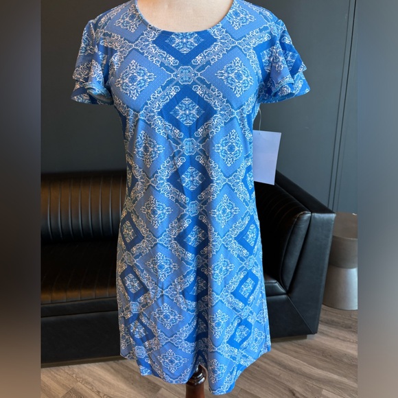 Pretty blues pattern dress - Picture 1 of 5